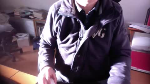 Snapshot of amor2200 chatting on 01/03/25, 11:46 Amor2200 online show from 01/03/25, 11:46