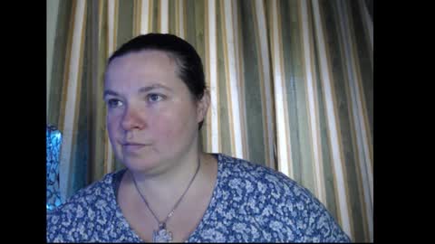 amorelara online show from 09/15/25, 10:15