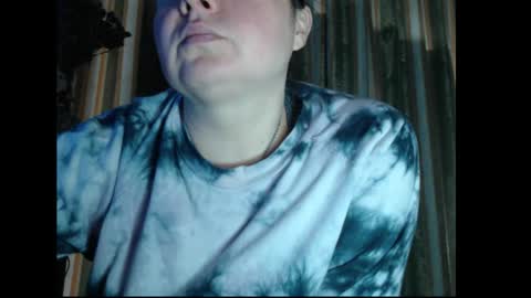 amorelara online show from 10/18/25, 11:11