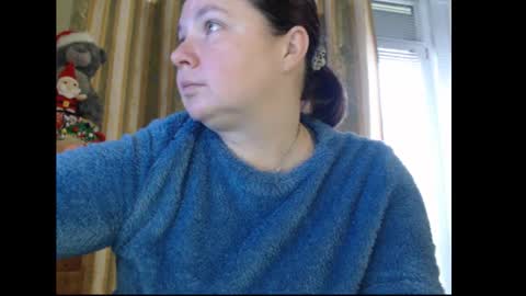 amorelara online show from 11/28/25, 09:12