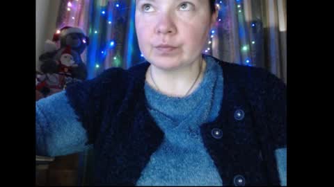 amorelara online show from 11/30/25, 09:24