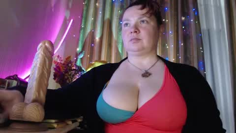 amorelara online show from 06/06/26, 04:01