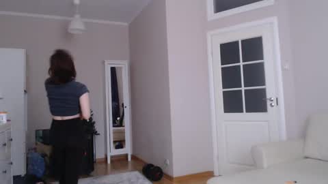 Snapshot of amoremeoww chatting on 02/13/25, 06:52 miss unforgettable online show from 02/13/25, 06:52