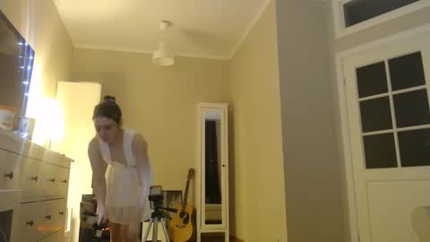 Snapshot of amoremeoww chatting on 03/06/25, 03:45 miss unforgettable online show from 03/06/25, 03:45