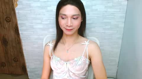 Snapshot of amorous_tina chatting on 02/03/26, 06:13 Tina online show from 02/03/26, 06:13