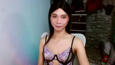 Snapshot of amorous_tina chatting on 05/21/26, 03:19 Tina online show from 05/21/26, 03:19