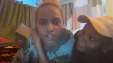 Snapshot of amorr_love chatting on 03/17/26, 08:17 Dorothy online show from 03/17/26, 08:17