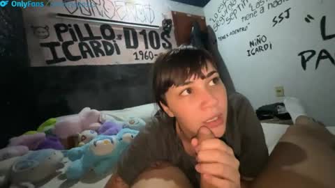 Snapshot of amorxdos chatting on 04/01/26, 05:08 Barderitos online show from 04/01/26, 05:08
