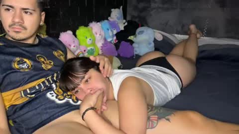 Snapshot of amorxdos chatting on 04/15/26, 05:03 Barderitos online show from 04/15/26, 05:03