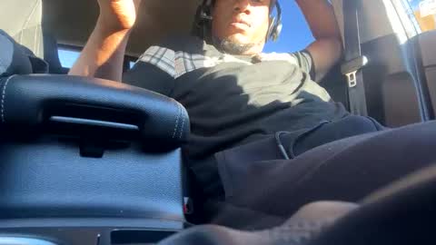 Snapshot of amosbbc109764 chatting on 10/13/25, 09:04 amosbbc109764 online show from 10/13/25, 09:04