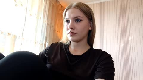 Snapshot of amparoerlandson chatting on 05/14/26, 06:20 amparoerlandson online show from 05/14/26, 06:20