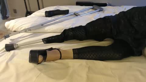 Snapshot of amputee_trans chatting on 03/13/26, 08:32 amputee_trans online show from 03/13/26, 08:32