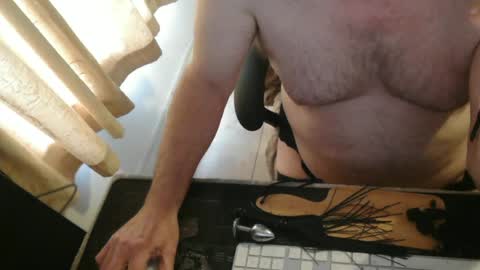 amslave4f online show from 06/15/26, 05:15