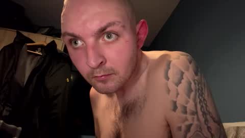 Snapshot of amwillz1997 chatting on 11/13/25, 05:45 amwillz1997 online show from 11/13/25, 05:45