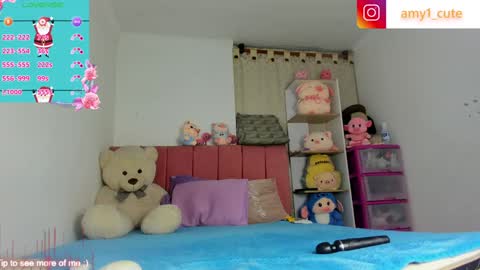 Snapshot of amy1cute chatting on 01/05/25, 12:42 Amy online show from 01/05/25, 12:42