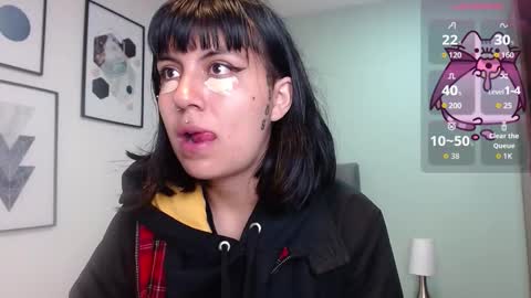 Amy 3 online show from 10/14/25, 04:02