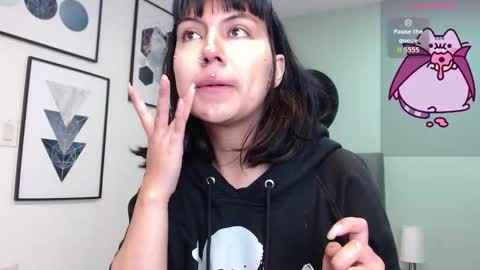 Amy 3 online show from 11/11/25, 04:23