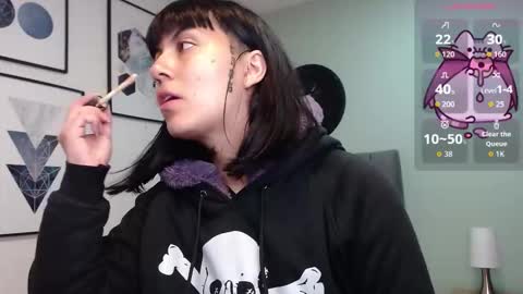 Amy 3 online show from 11/24/25, 04:01