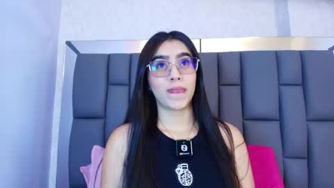 amy__wats0n online show from 04/30/26, 07:20