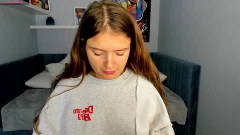 Snapshot of amy__wood chatting on 12/06/24, 11:47 AmyGMT 2 Mon-Sun 0300am-0900am online show from 12/06/24, 11:47