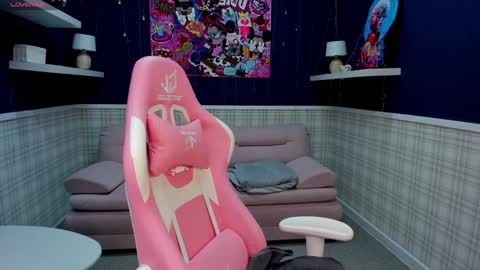 Snapshot of amy__wood chatting on 01/18/25, 12:46 AmyGMT 2 Mon-Sun 0300am-0900am online show from 01/18/25, 12:46