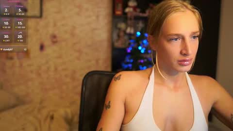 amy_johns_ online show from 12/19/25, 09:16