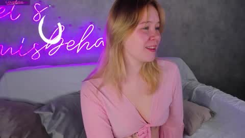 Amy online show from 09/22/25, 12:01