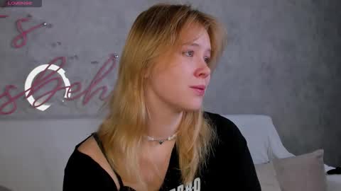 Amy online show from 09/24/25, 12:14