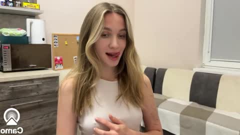 Snapshot of amy_meoww chatting on 12/06/24, 06:06 amy_meoww online show from 12/06/24, 06:06