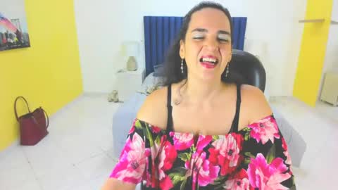 amy_walls7 online show from 05/08/26, 11:59