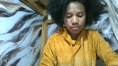 Snapshot of amyatche chatting on 06/27/26, 04:39 Amyatche online show from 06/27/26, 04:39