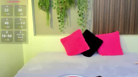 My name is AMY... Nice to meet you  thumb up me please its important online show from 10/12/25, 04:06