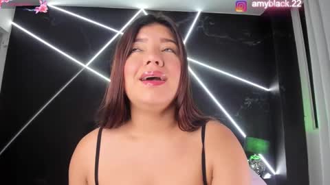 Snapshot of amyblack__ chatting on 01/07/25, 09:18 Amy online show from 01/07/25, 09:18