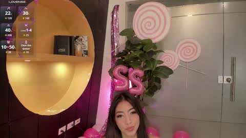 Amy online show from 10/10/25, 09:03