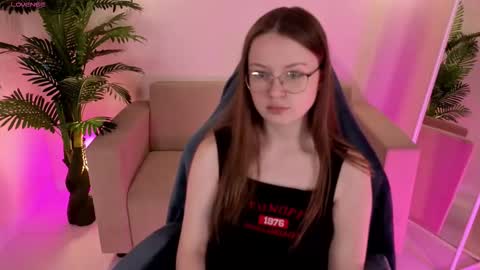 amycherryberry online show from 10/03/25, 01:24