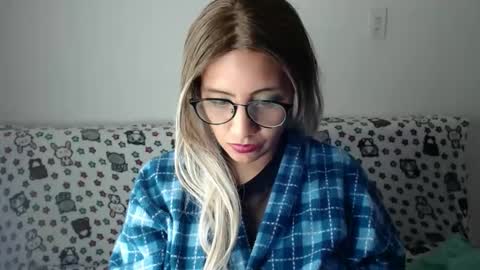 amycosplay99 online show from 01/27/25, 02:53