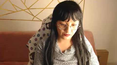 Snapshot of amycosplay_99 chatting on 01/13/26, 05:46 amycosplay_99 online show from 01/13/26, 05:46