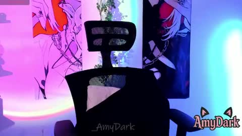 Snapshot of amydark chatting on 04/17/26, 12:57 Amy online show from 04/17/26, 12:57