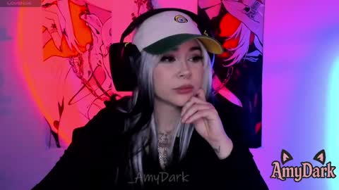 Snapshot of amydark chatting on 04/19/26, 12:33 Amy online show from 04/19/26, 12:33