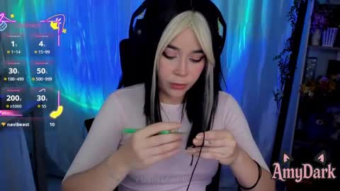 Snapshot of amydarkk chatting on 09/22/25, 10:23 Amy online show from 09/22/25, 10:23