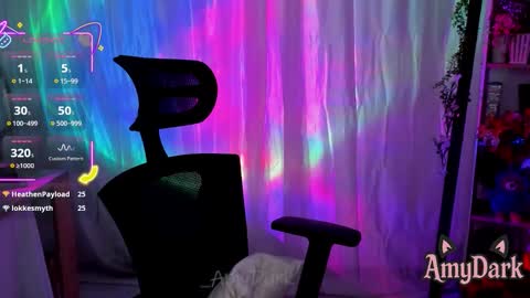 Snapshot of amydarkk chatting on 09/30/25, 01:10 Amy online show from 09/30/25, 01:10