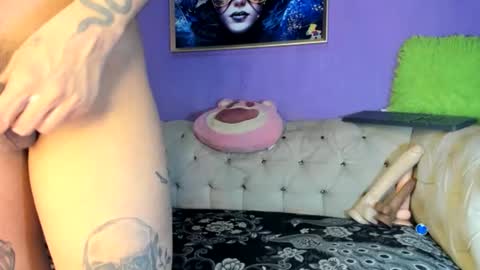 Snapshot of amydelahoz chatting on 12/01/25, 02:49 Amy Kamila online show from 12/01/25, 02:49