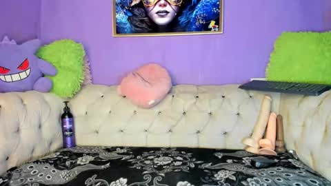Snapshot of amydelahoz chatting on 01/14/26, 05:07 Amy Kamila online show from 01/14/26, 05:07