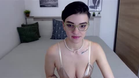 Hi there guys  My pleasure in your hands  pvt is open online show from 12/16/24, 07:37