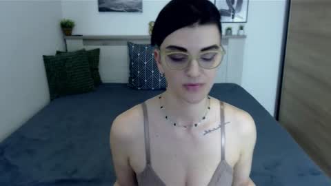 Snapshot of amylexy chatting on 02/28/25, 10:17 Hi there guys My pleasure in your hands pvt is open online show from 02/28/25, 10:17