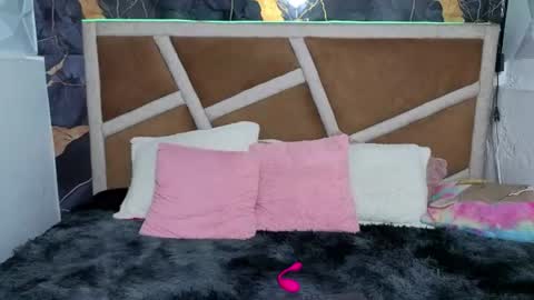 Amymersh online show from 06/27/26, 12:04