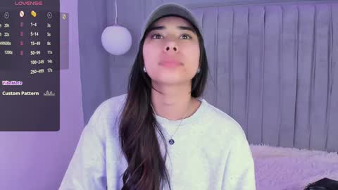 Snapshot of amyolimpo chatting on 01/23/25, 05:13 Amy ... Nice to meet u thumb up me please its important online show from 01/23/25, 05:13