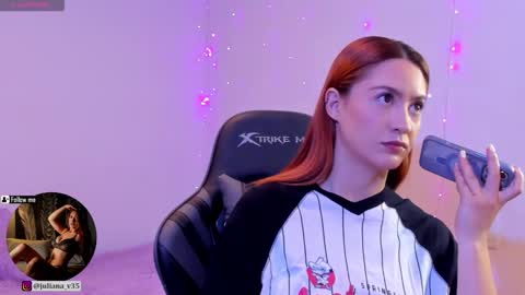 Snapshot of amypond__ chatting on 11/07/25, 11:54 Amy online show from 11/07/25, 11:54