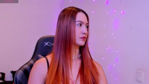 Snapshot of amypond__ chatting on 11/30/25, 06:23 Amy online show from 11/30/25, 06:23