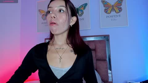 Snapshot of amysc chatting on 01/13/25, 09:31 Amy online show from 01/13/25, 09:31